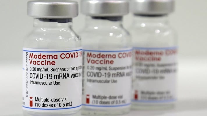 Biotech Expert Says it is Unsafe to Travel to the USA Calling for More Vaccines. Moderna Shares Soar